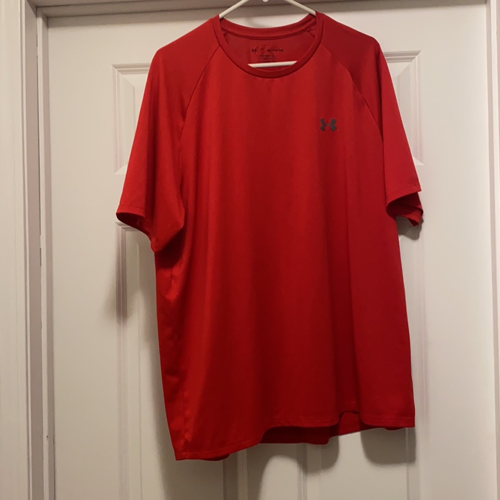 Under armour  t shirt XXL